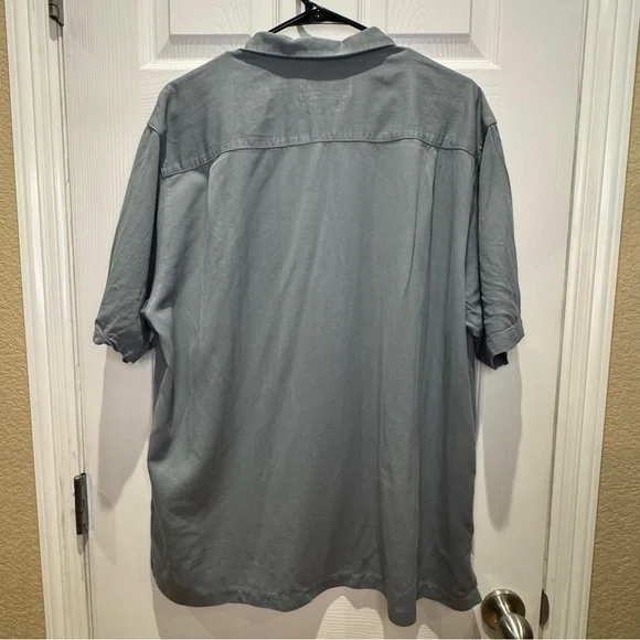 Tommy Bahama Original Fit Men's XL Silk Short Sleeve Button Down Shirt Grey - Picture 2 of 7
